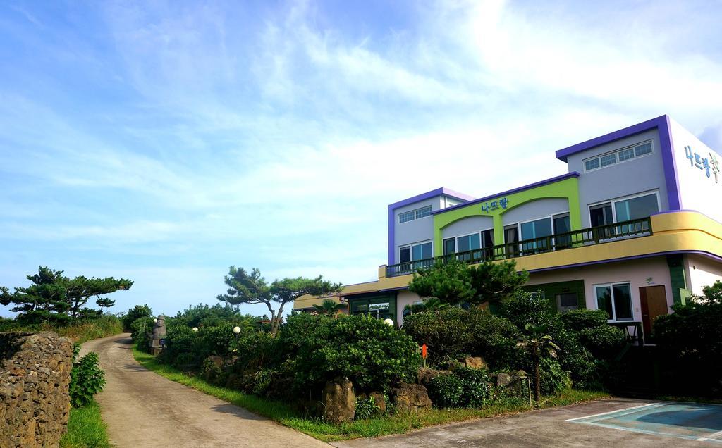Nattrang Pension Jeju Exterior photo
